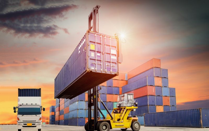 RIL net profit falls 15 per cent on higher finance cost, depreciation